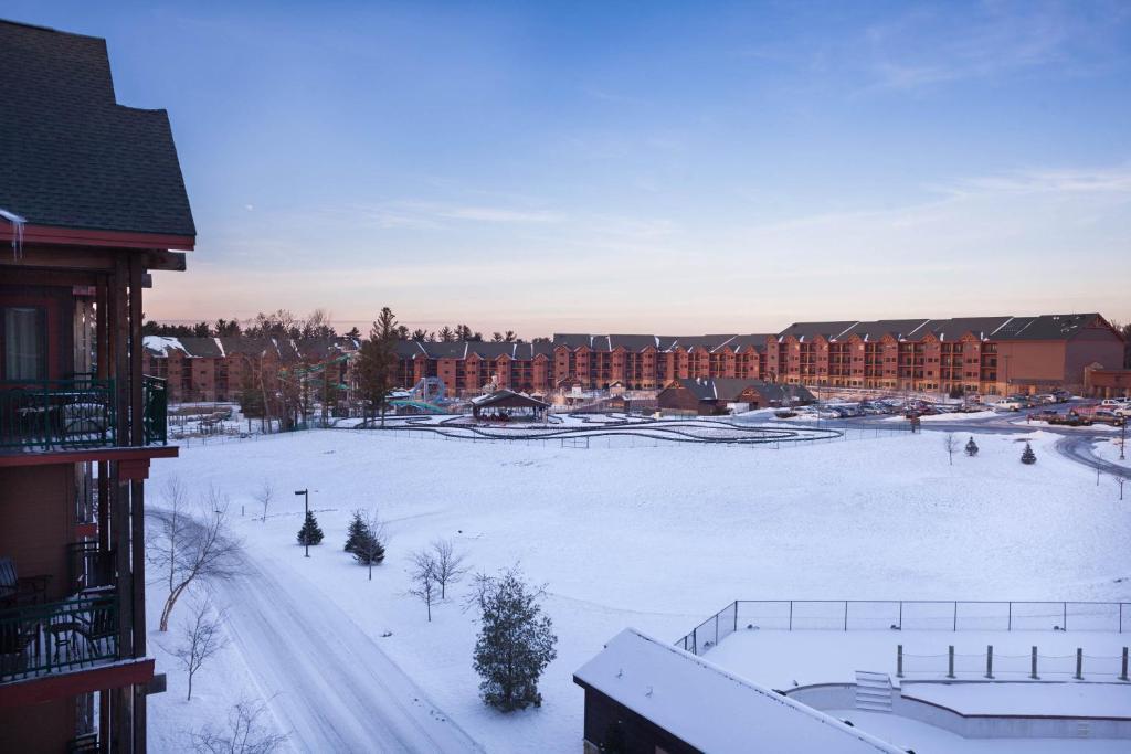 Club Wyndham Glacier Canyon Wisconsin Dells Exterior foto